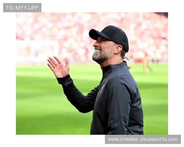 利物浦球迷客场高歌助威，声浪压过热刺主场声势