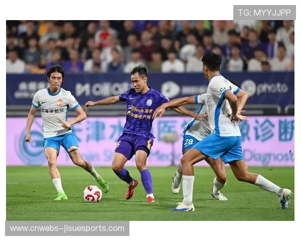 天津津门虎将与K联赛球队首尔FC进行热身赛 天津津门虎将与K联赛球队首尔FC进行热身赛